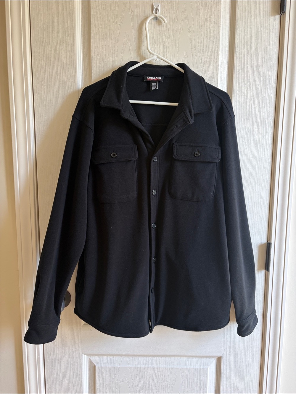 Kirkland Signature Men’s Black Soft Fleece Button-Front Shirt Jacket Pockets